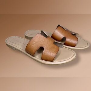 Madden Girl Women’s Leather Slip On Sandal Sz 8